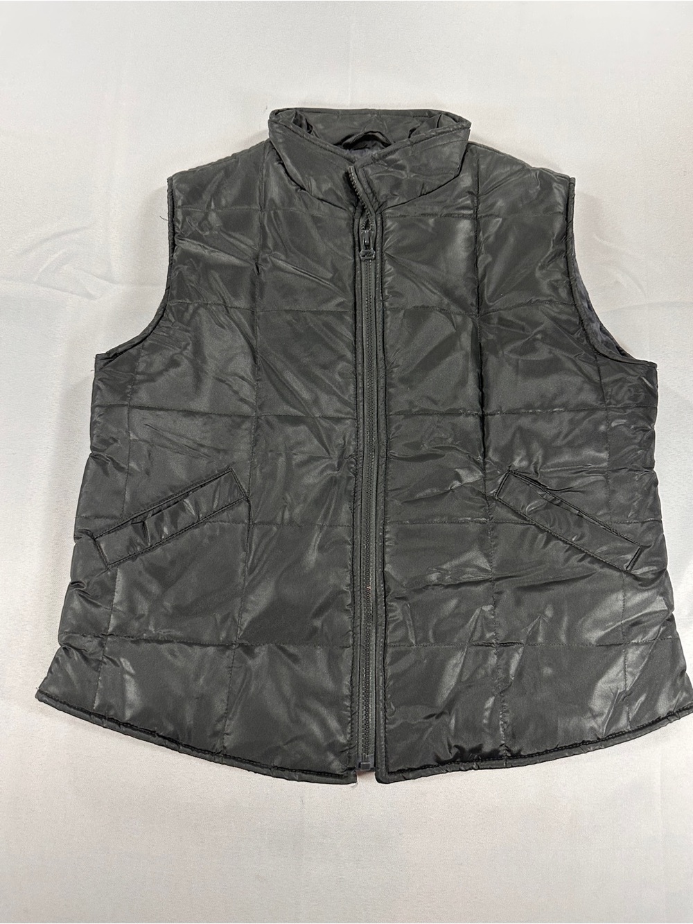 Cool Wear Black Quilted Puffer Vest Women’s Small Y2K